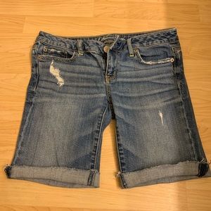 EUC | American Eagle | Bermuda Length Jean Shorts